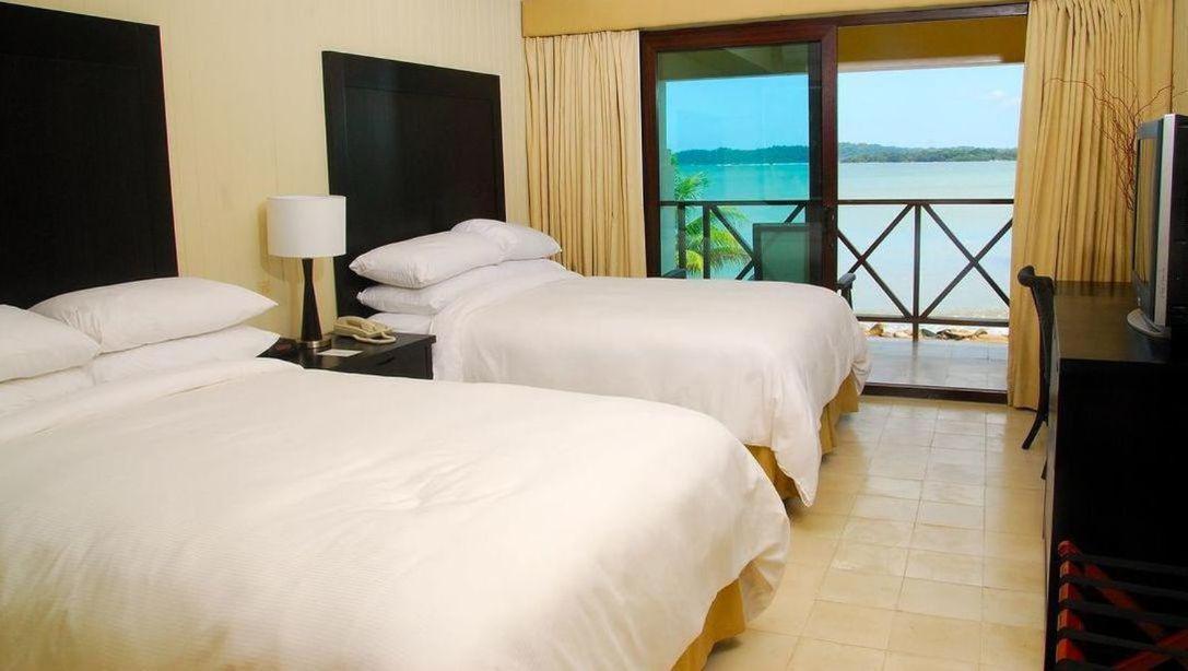 Playa Tortuga Hotel And Beach Resort Bocas del Toro Exterior foto