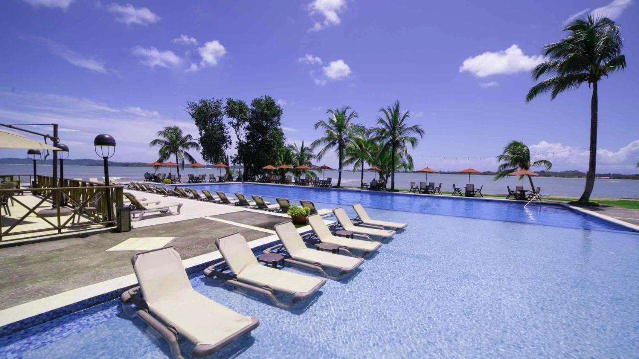 Playa Tortuga Hotel And Beach Resort Bocas del Toro Exterior foto