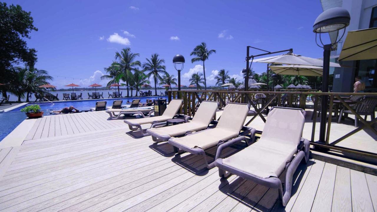Playa Tortuga Hotel And Beach Resort Bocas del Toro Exterior foto